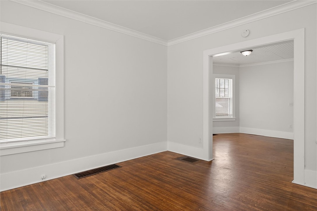 228-230 Augustine Street Rochester, NY 14613 - Photo 14 of 46