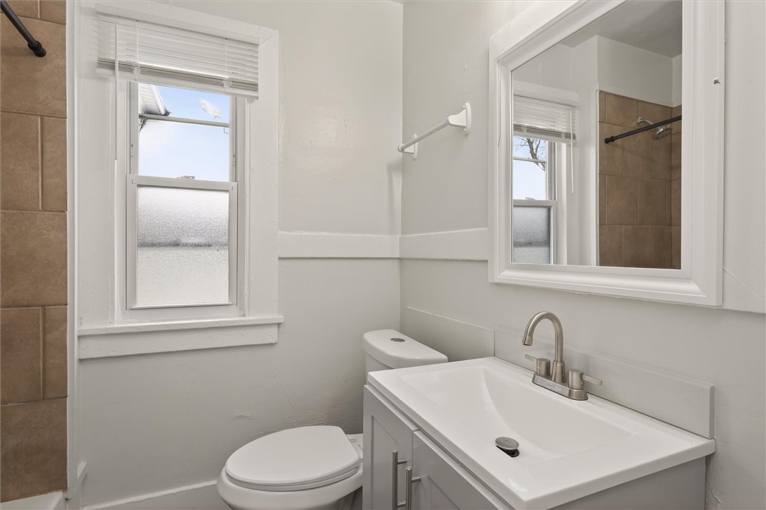 228-230 Augustine Street Rochester, NY 14613 - Photo 17 of 46