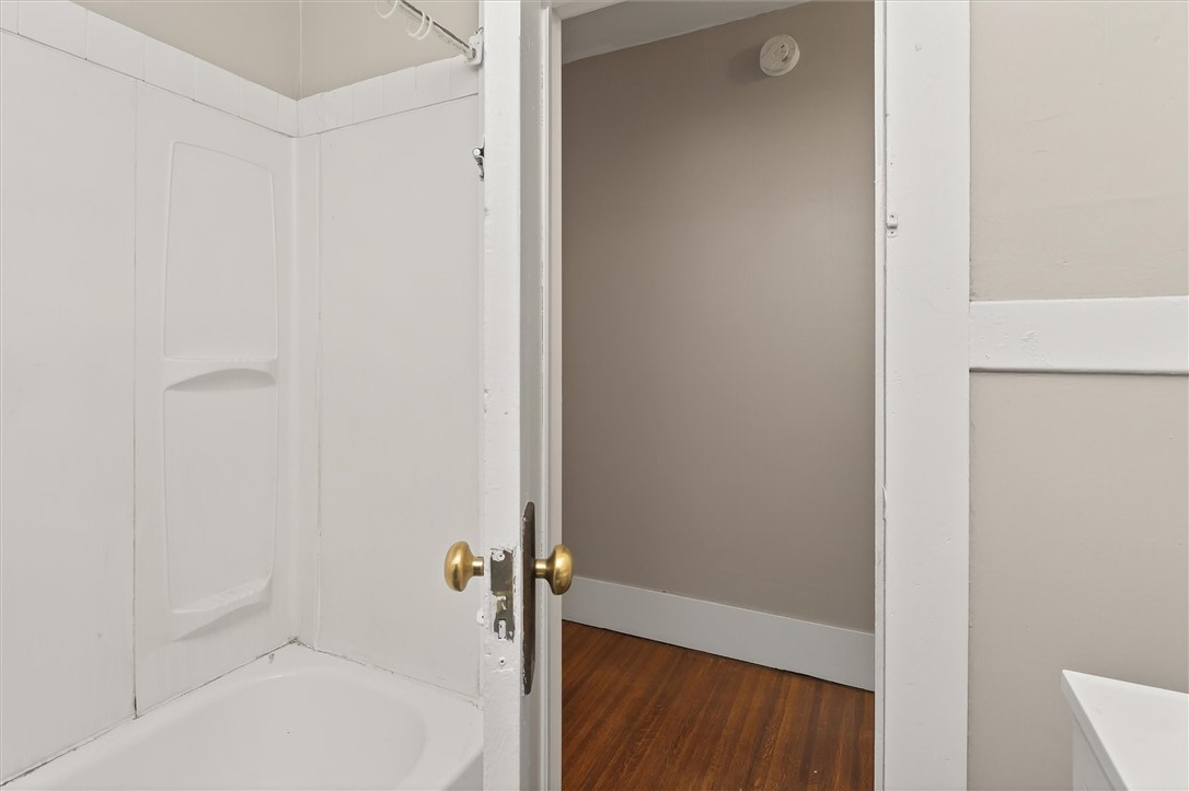 228-230 Augustine Street Rochester, NY 14613 - Photo 27 of 46