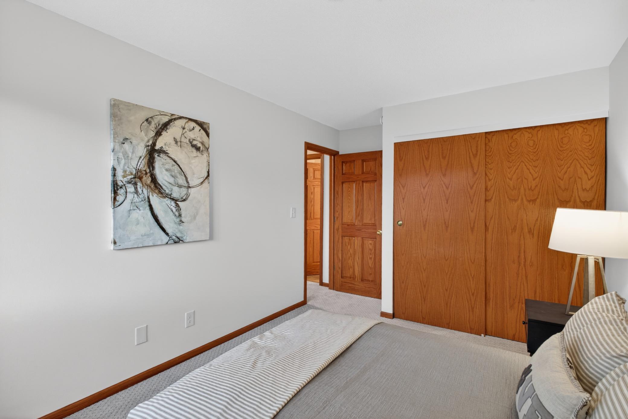 3250 Hill Ridge Drive, Unit 82 Eagan, MN 55121 - Photo 11 of 31