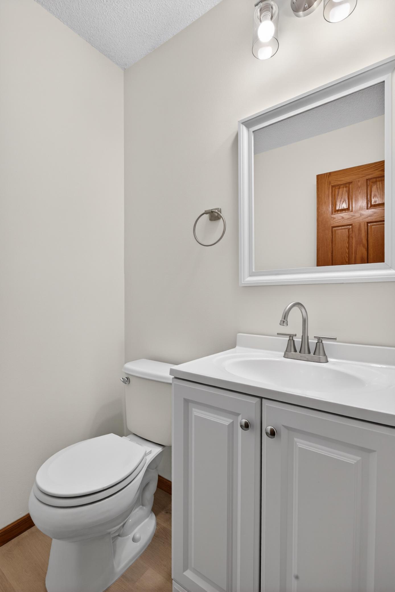 3250 Hill Ridge Drive, Unit 82 Eagan, MN 55121 - Photo 17 of 31