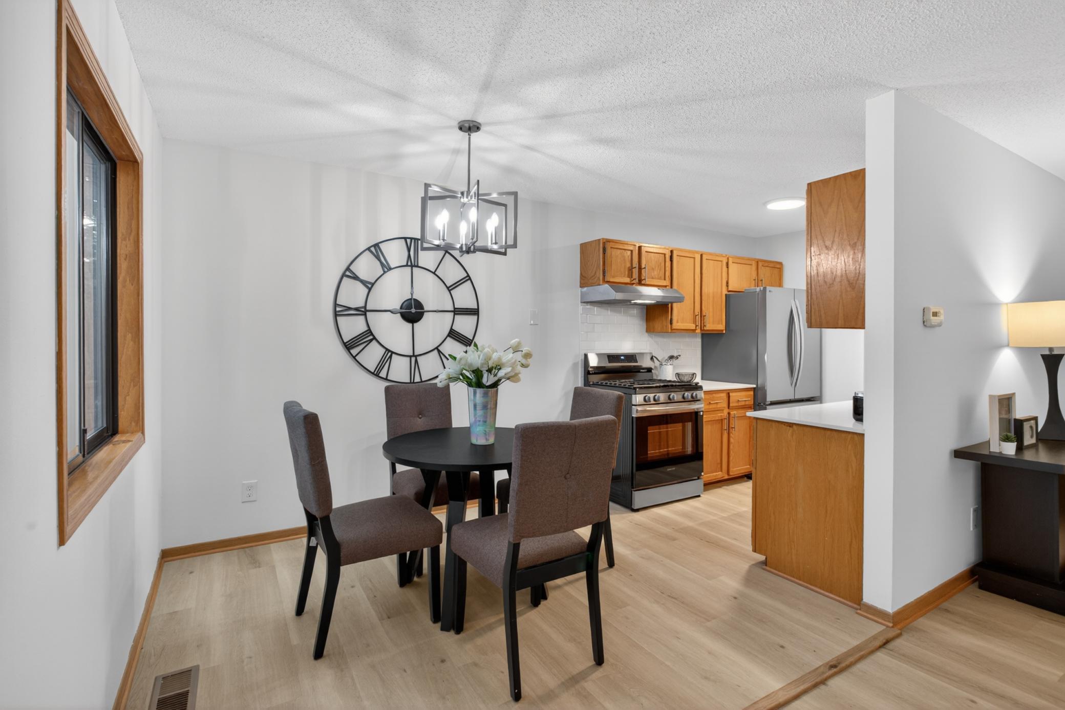 3250 Hill Ridge Drive, Unit 82 Eagan, MN 55121 - Photo 4 of 31