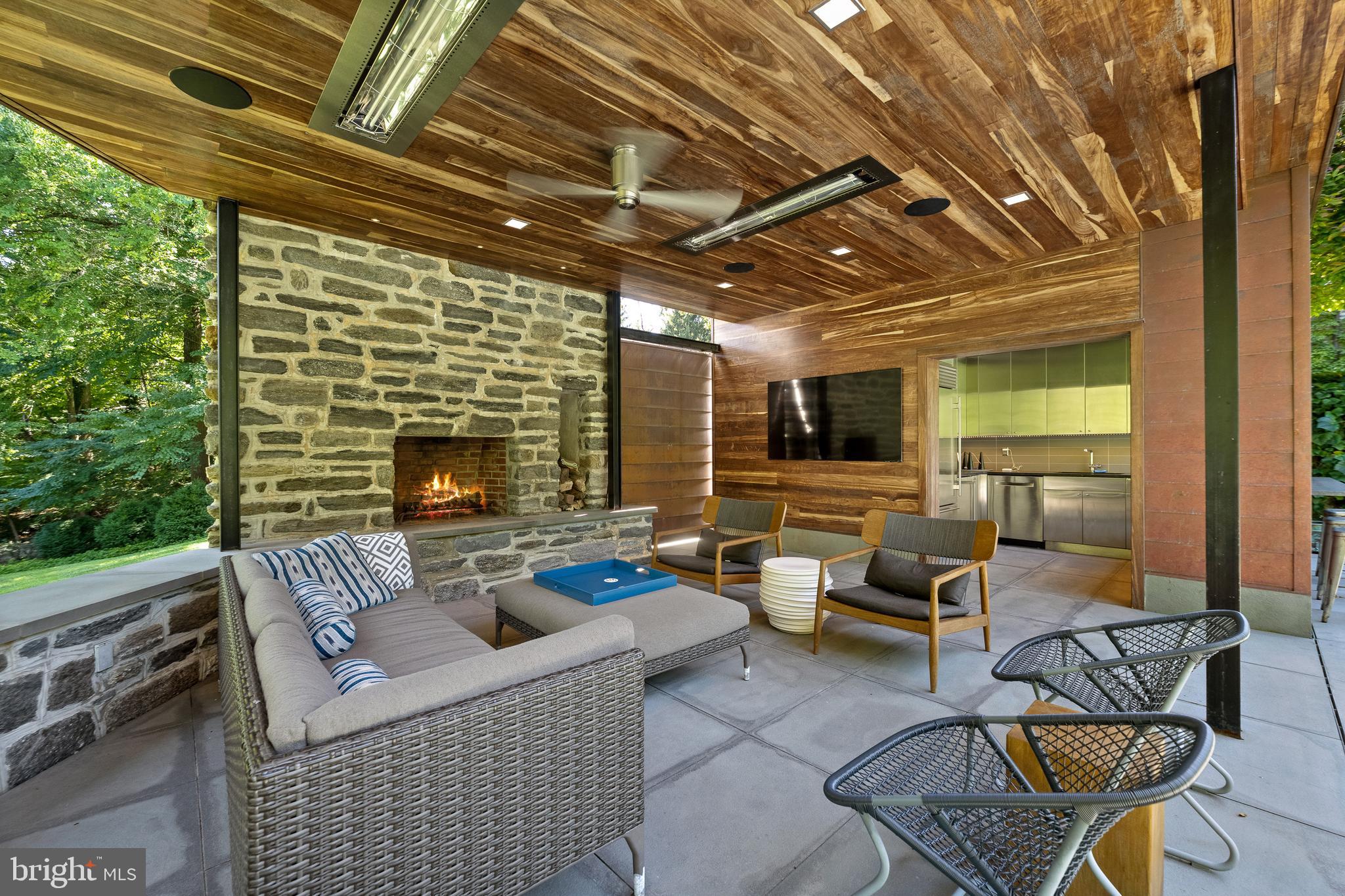 423 North Spring Mill Road Villanova, PA 19085 - Photo 6 of 67 a outdoor living space with furniture