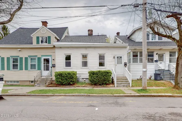 $174,900 | 21 Moore Street, Albany, NY 12202
