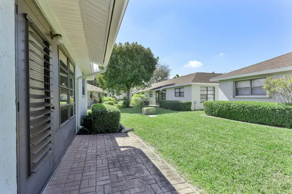 $239,900 | 9860 Pecan Tree Drive, Unit A, Boynton Beach, FL 33436