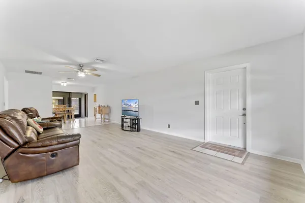 $239,900 | 9860 Pecan Tree Drive, Unit A, Boynton Beach, FL 33436