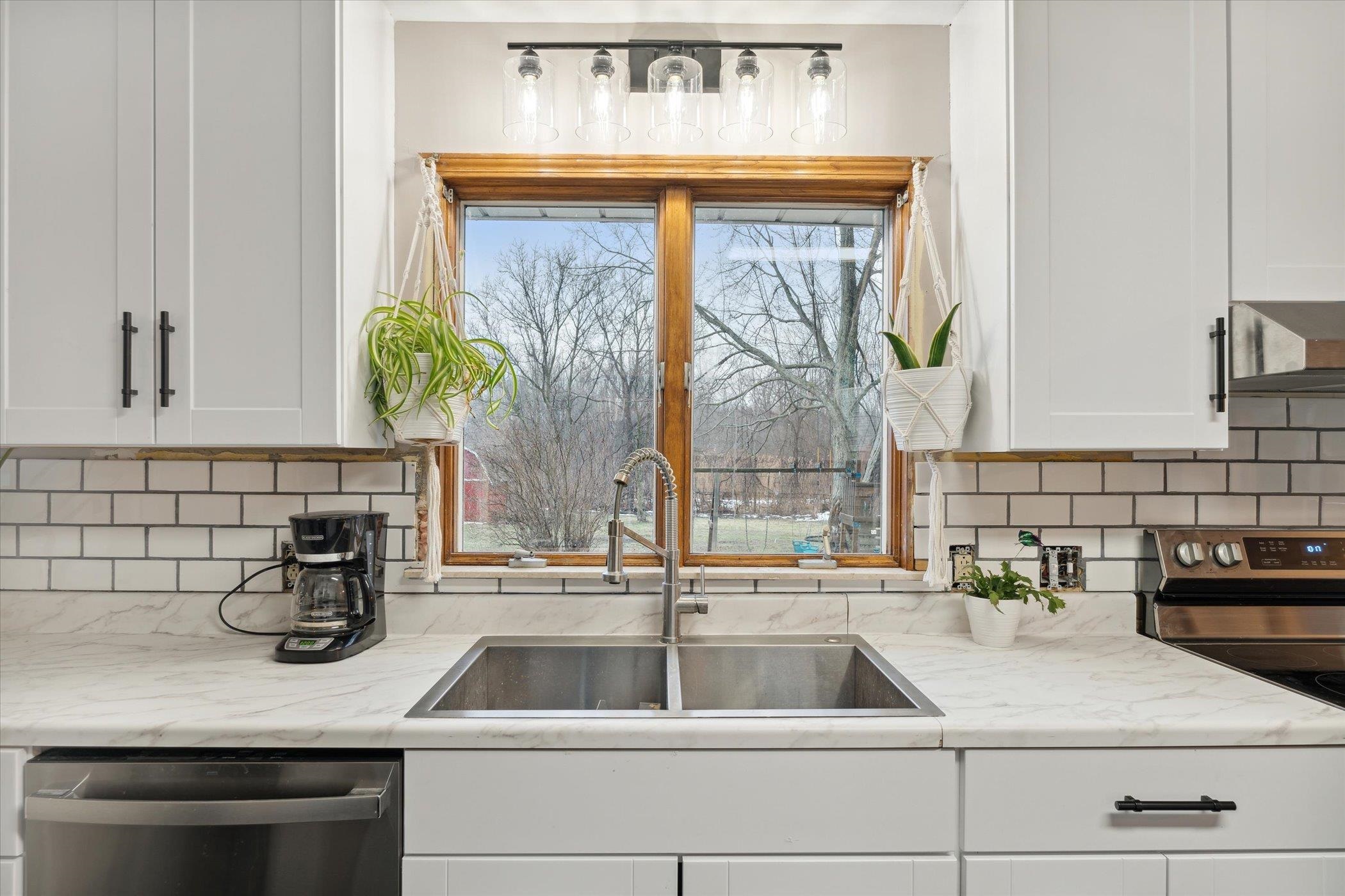 8409 West Rolston Road Linden, MI 48451 - Photo 14 of 29