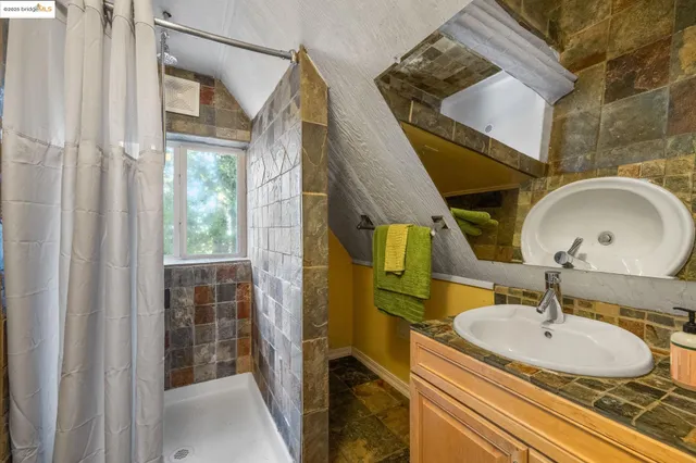 $504,950 | 25088 Highway 108, Mi Wuk Village, CA 95346