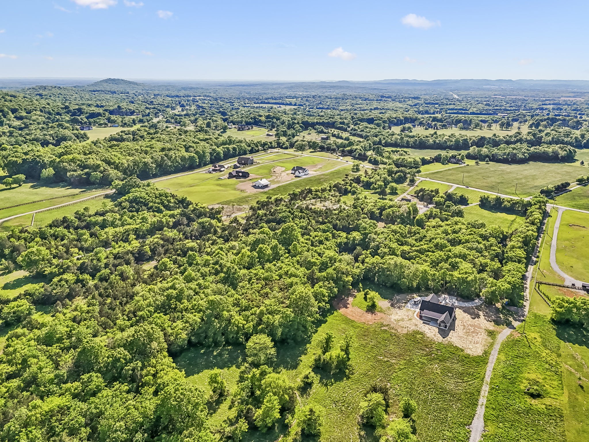 10567 Versailles Road Murfreesboro, TN 37128 - Photo 13 of 25 a view of a city