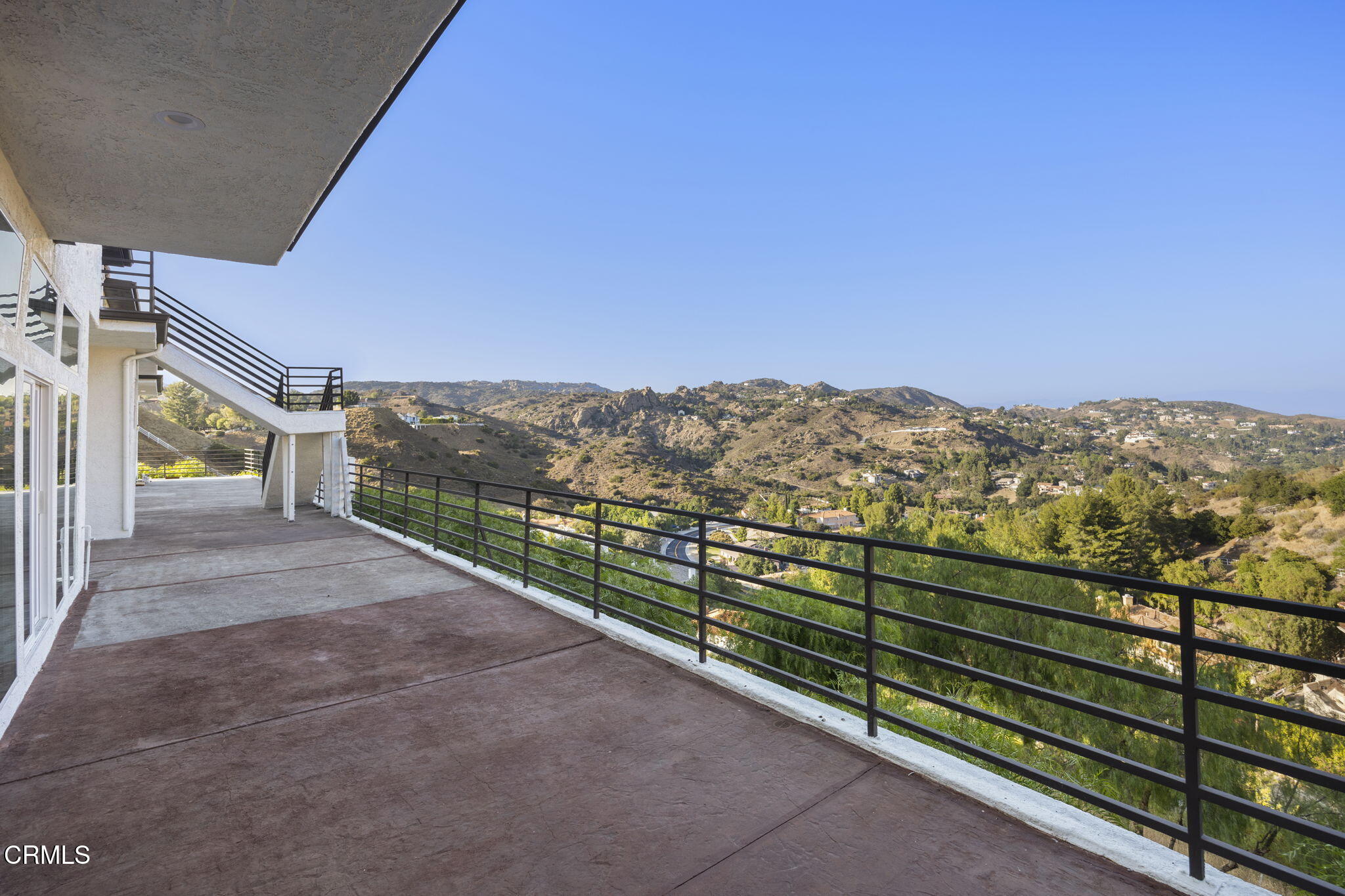 40 Saddlebow Road Bell Canyon, CA 91307 - Photo 63 of 70 a view of balcony with furniture
