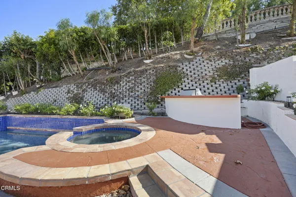 $15,500 | 40 Saddlebow Road, Bell Canyon, CA 91307