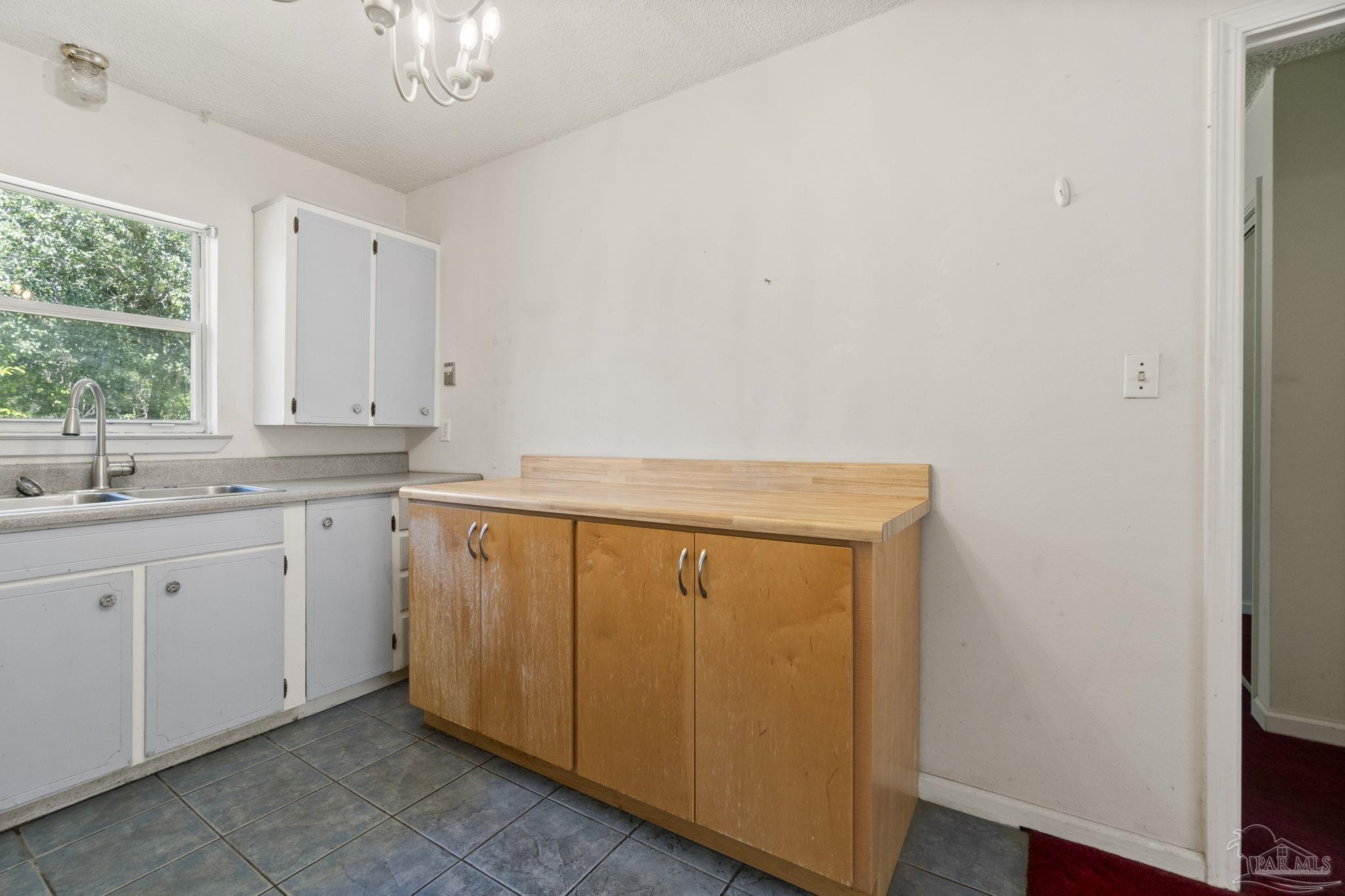 4301 Stephens Road Pace, FL 32571 - Photo 12 of 31 Gallery Image 12