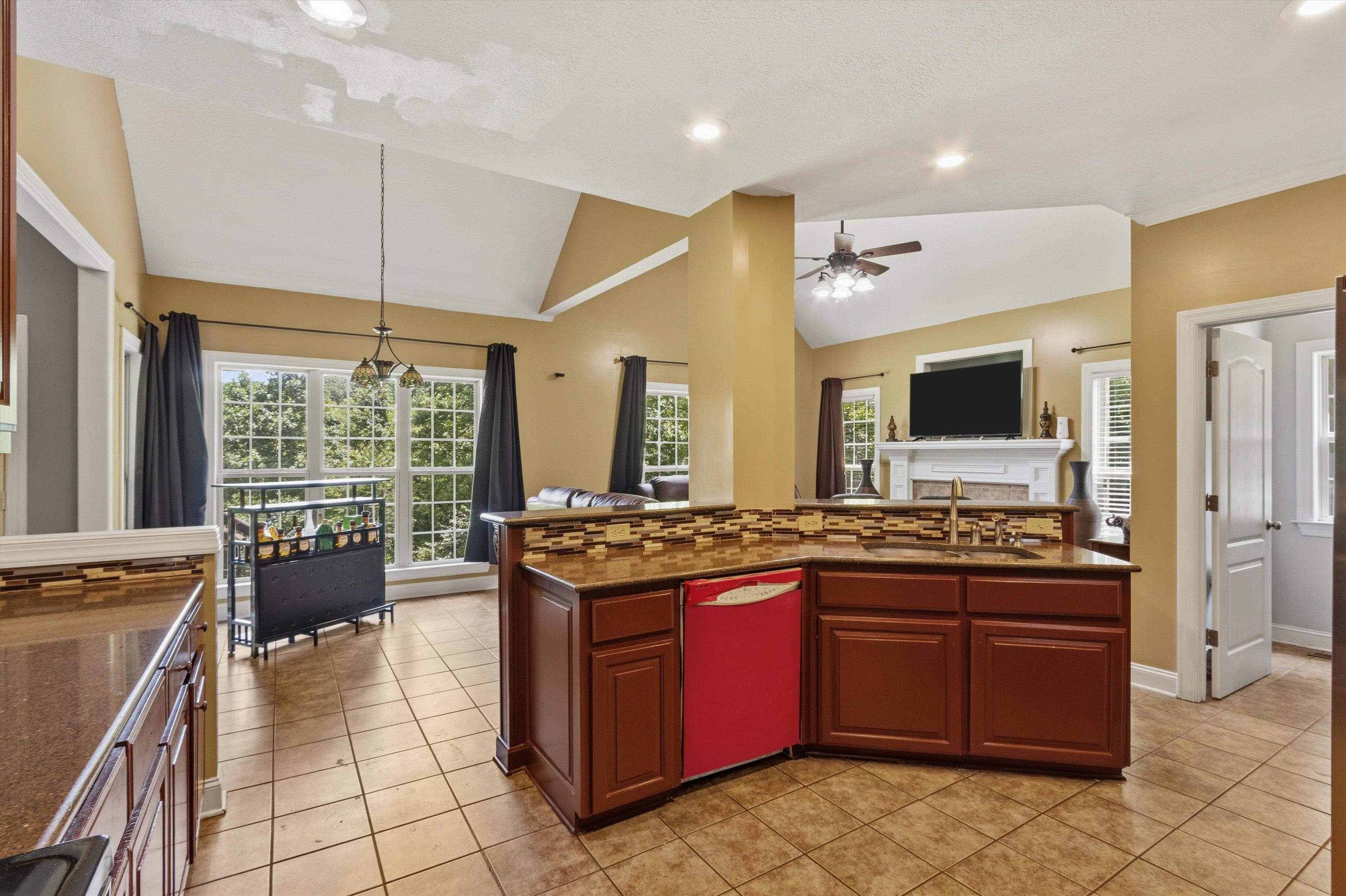 104 Springbrook Drive Jackson, TN 38305 - Photo 12 of 32
