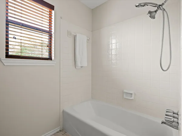 $3,500 | 10404 Spicewood Mesa, Austin, TX 78759