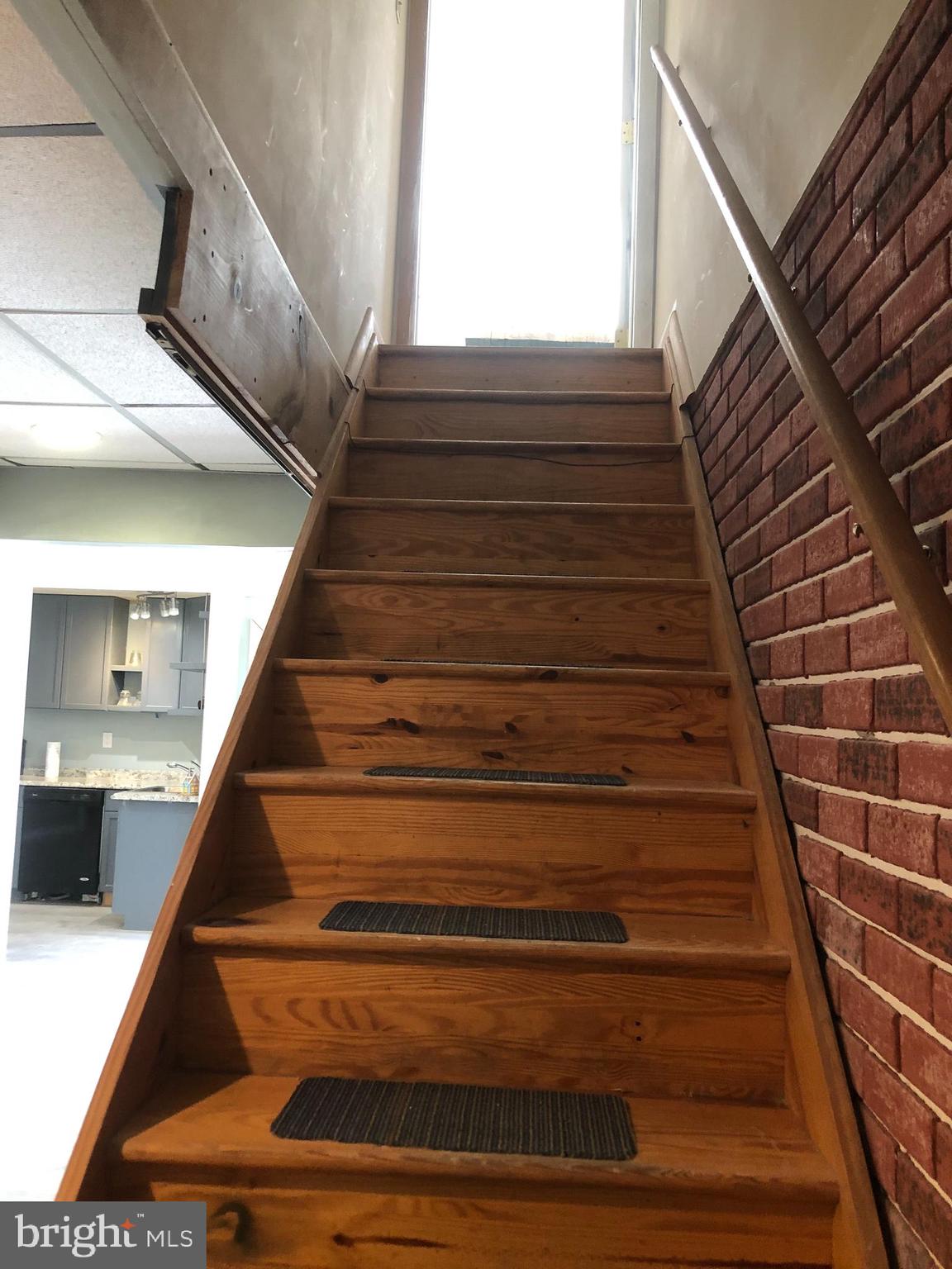 2313 Maple Road Baltimore, MD 21219 - Photo 24 of 49