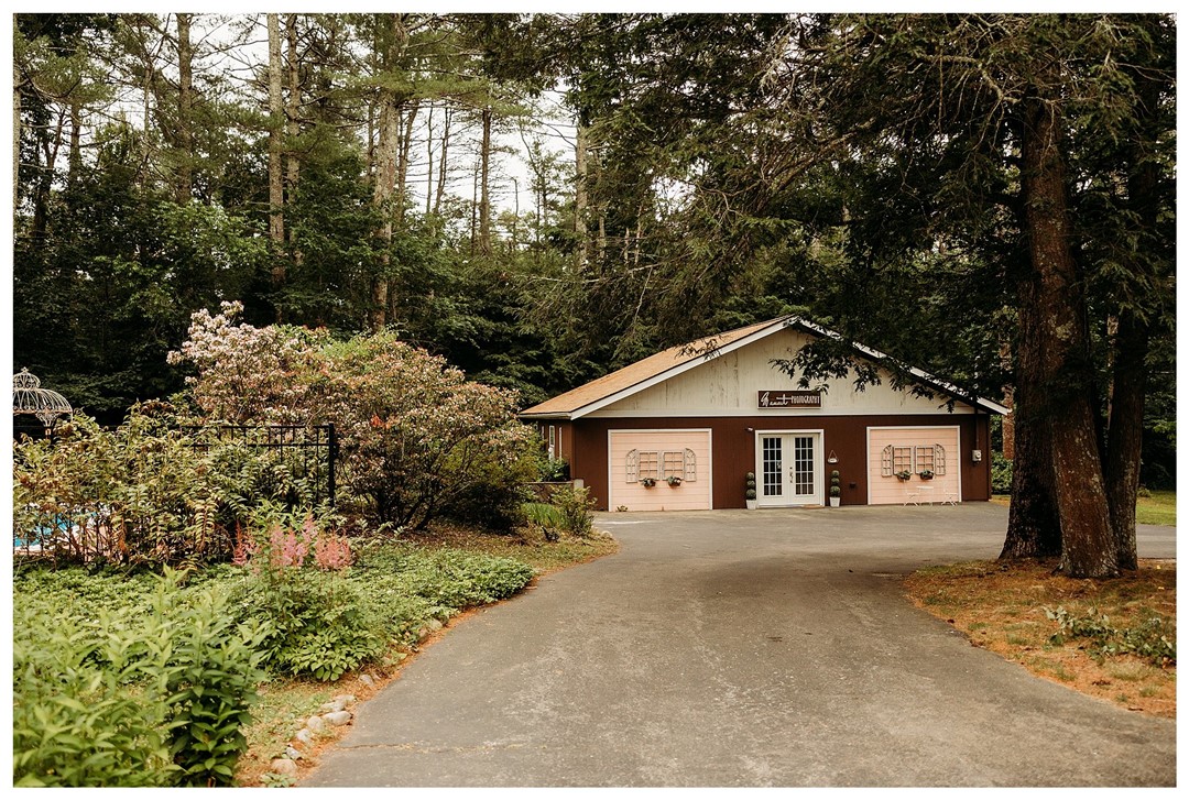 176 Arcadia Road Hopkinton, RI 02832 - Photo 4 of 41 40 x 36 Three Car Garage Rebuilt as 1.440 sq ft Photography Studio