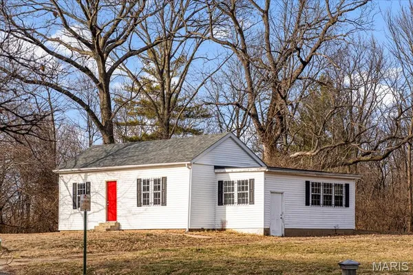 $125,000 | 10 Grove Avenue, Belleville, IL 62221
