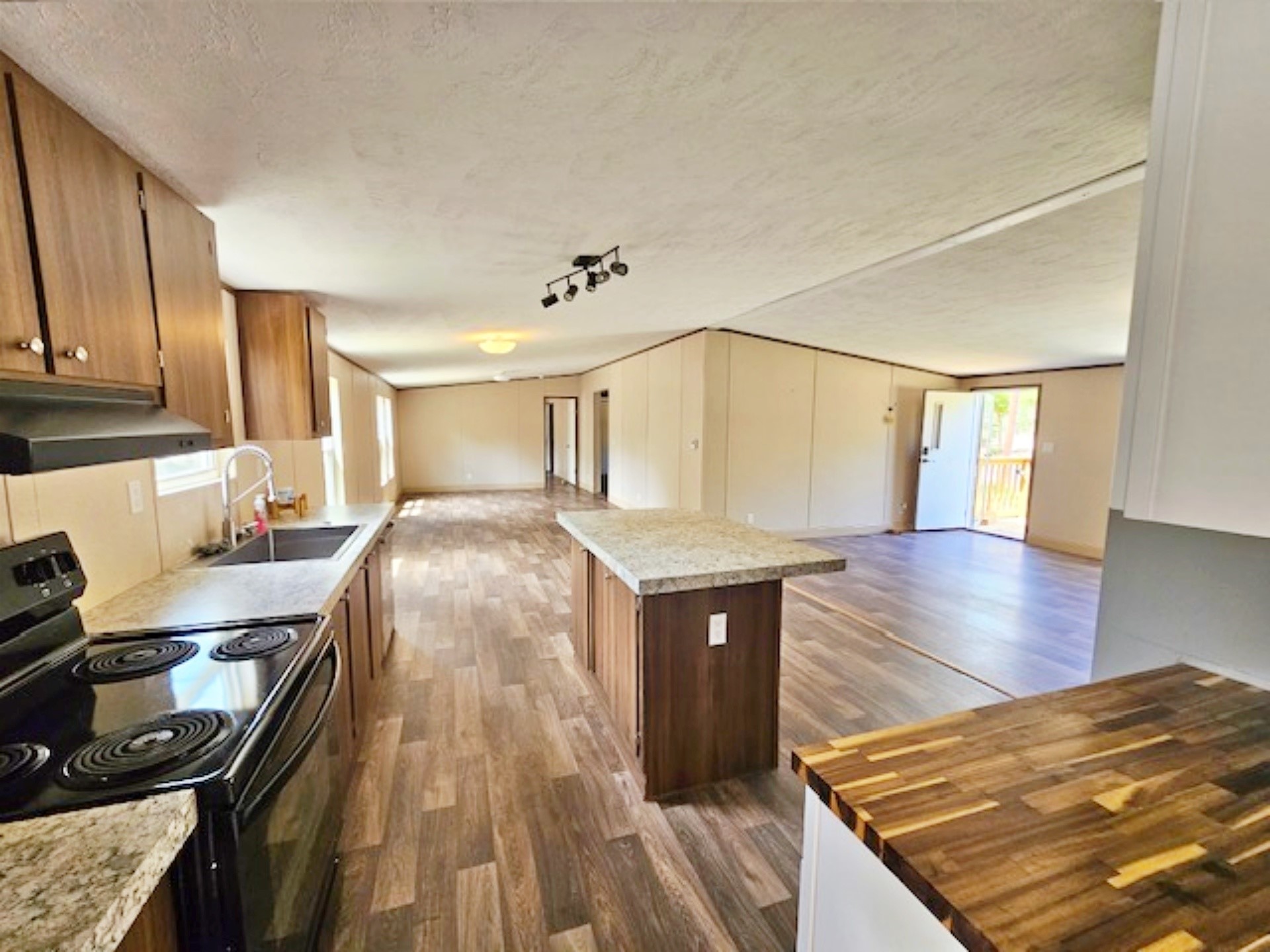 1032 Reeves Road Garwood, TX 77442 - Photo 3 of 29