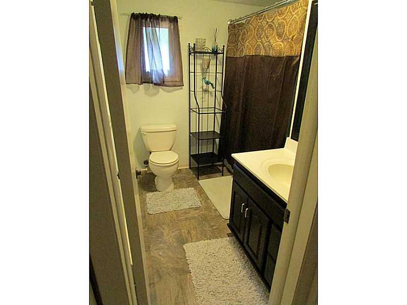 984 McKnight Road Indiana, PA 15701 - Photo 8 of 10 Full Bath.