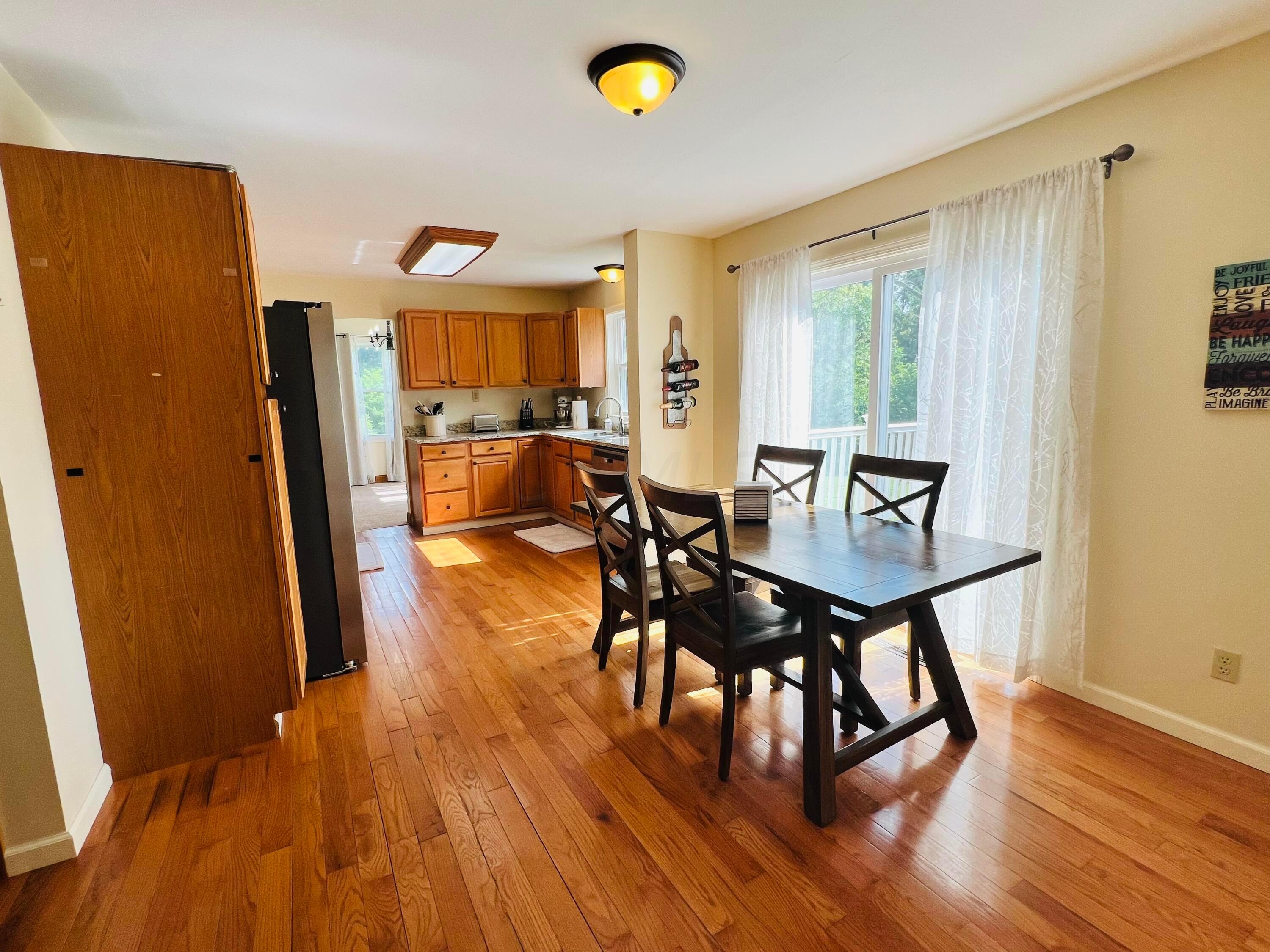 4386 Pickerington Road Carroll, OH 43112 - Photo 6 of 32 Eat-in Kitchen w/Deck Access