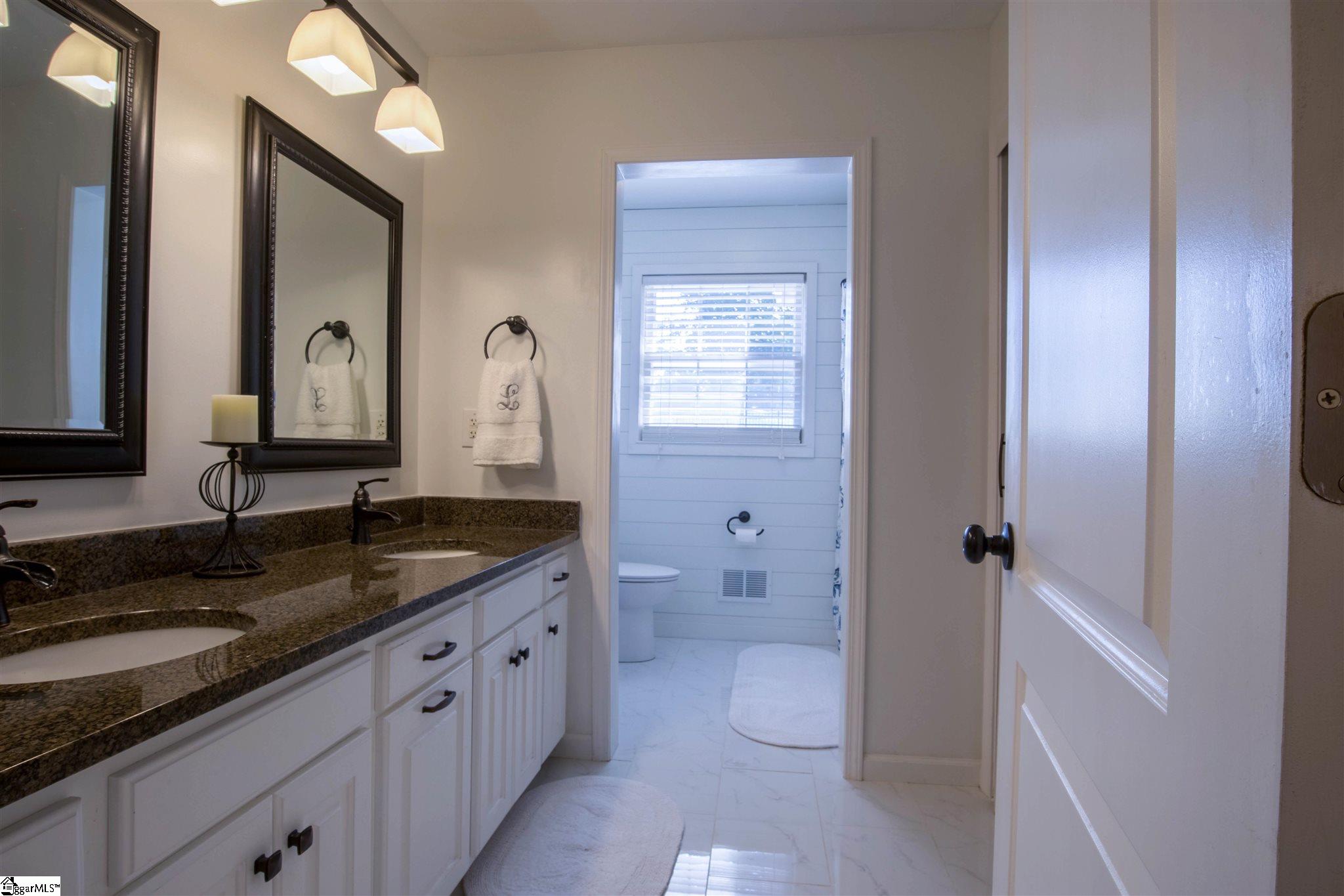 204 Bedford Road Easley, SC 29642 - Photo 18 of 36 Gallery Image 18