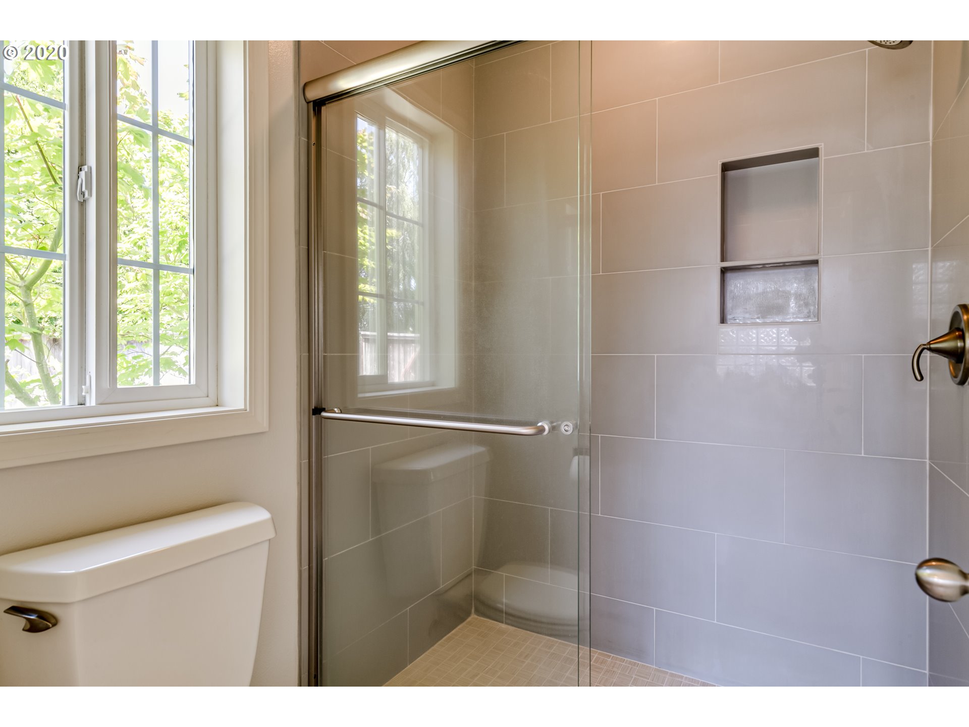 3385 Hampton Way Eugene, OR 97401 - Photo 23 of 32 Gallery Image 23