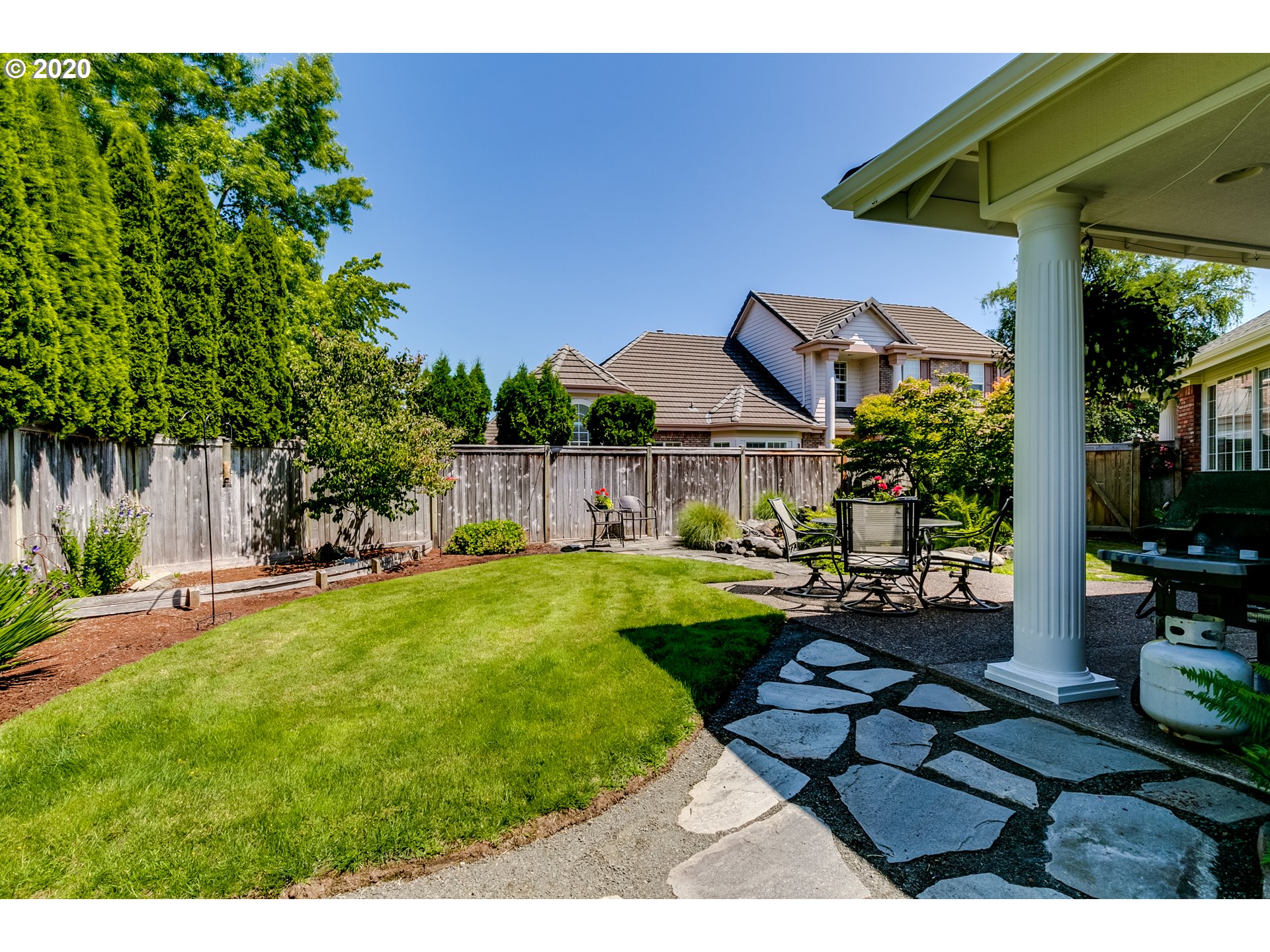 3385 Hampton Way Eugene, OR 97401 - Photo 26 of 32 Gallery Image 26