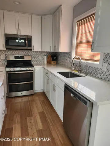 $419,900 | 283 Pocono Boulevard, Bushkill, PA 18324