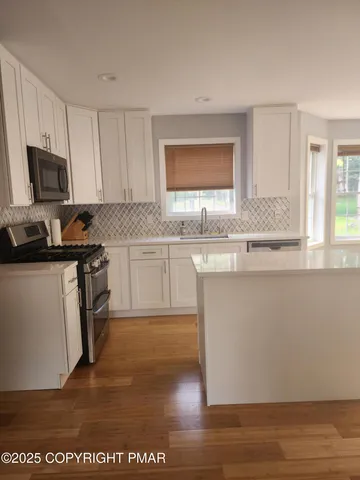 $419,900 | 283 Pocono Boulevard, Bushkill, PA 18324