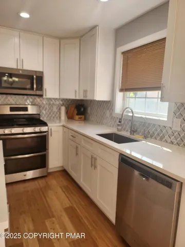 $419,900 | 283 Pocono Boulevard, Bushkill, PA 18324