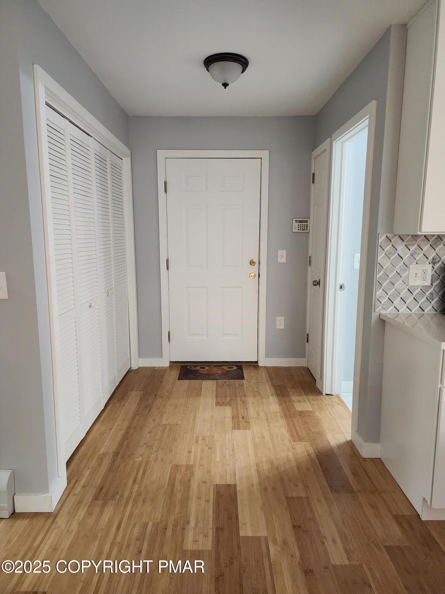 283 Pocono Boulevard Bushkill, PA 18324 - Photo 20 of 44 1000039160