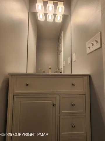 $419,900 | 283 Pocono Boulevard, Bushkill, PA 18324