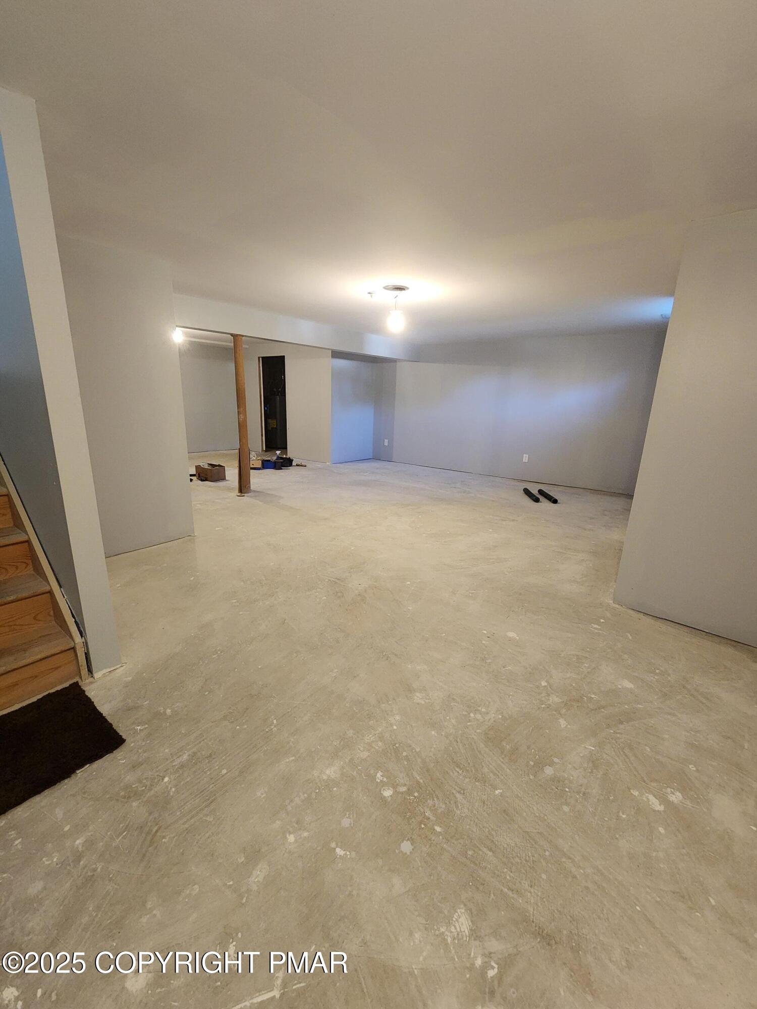 283 Pocono Boulevard Bushkill, PA 18324 - Photo 44 of 44 1000039184