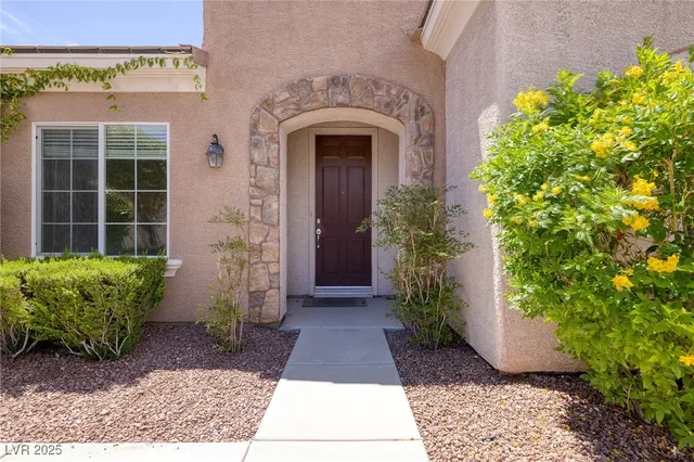 $2,048 | 2131 Waterton Rivers Drive, Henderson, NV 89044