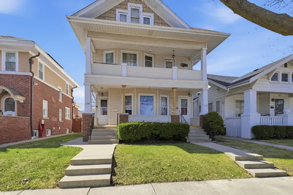 $299,900 | 1356 Deane Boulevard, Unit 1358, Racine, WI 53405