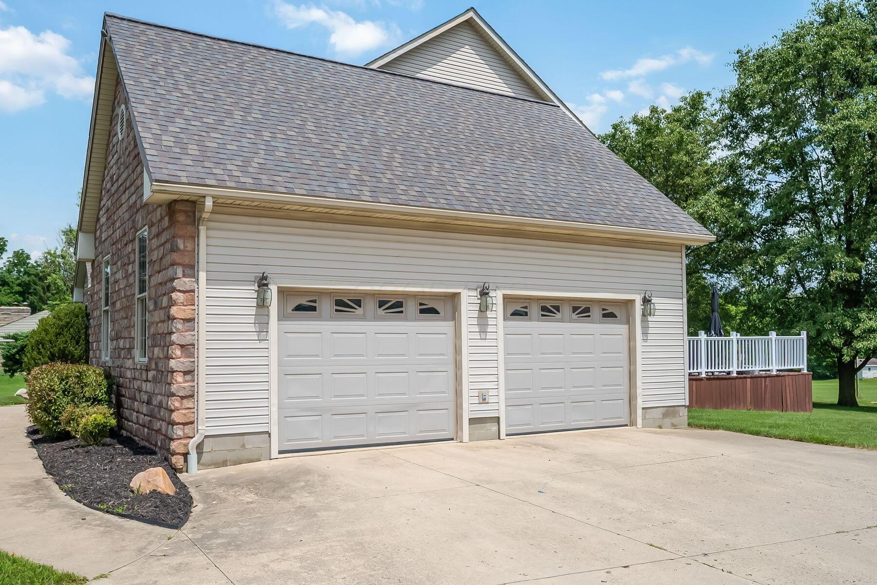 7338 Prospect-Dublin Road Prospect, OH 43342 - Photo 3 of 66 4 Car Attached Garage