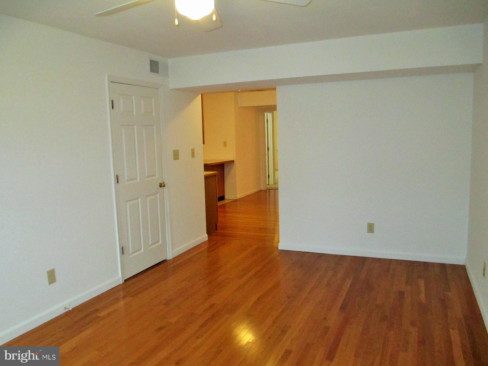 403 Springbrook Court Hanover, PA 17331 - Photo 6 of 28 Gallery Image 6