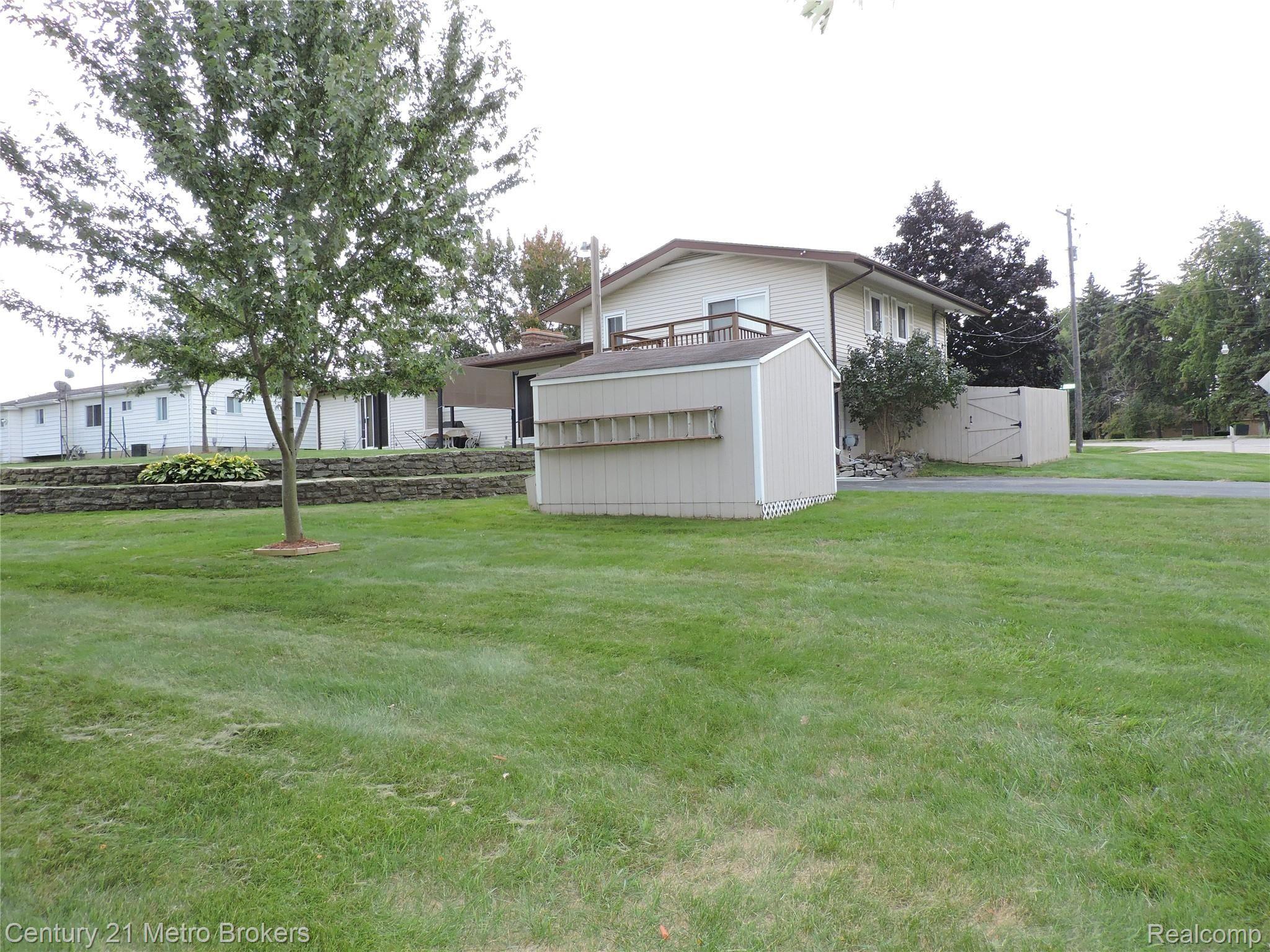 4110 Beecher Road Flint, MI 48532 - Photo 43 of 55 DSCN9610.JPG