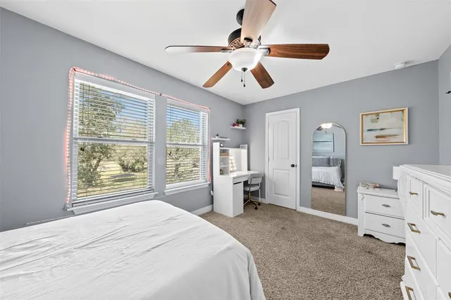 $465,000 | 160 Seven Oaks Lane, China Spring, TX 76633