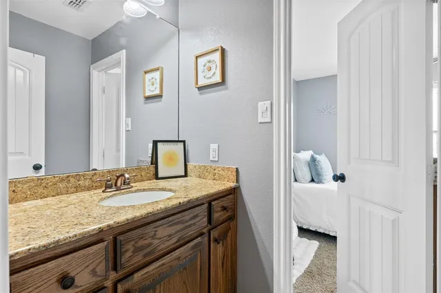 $465,000 | 160 Seven Oaks Lane, China Spring, TX 76633