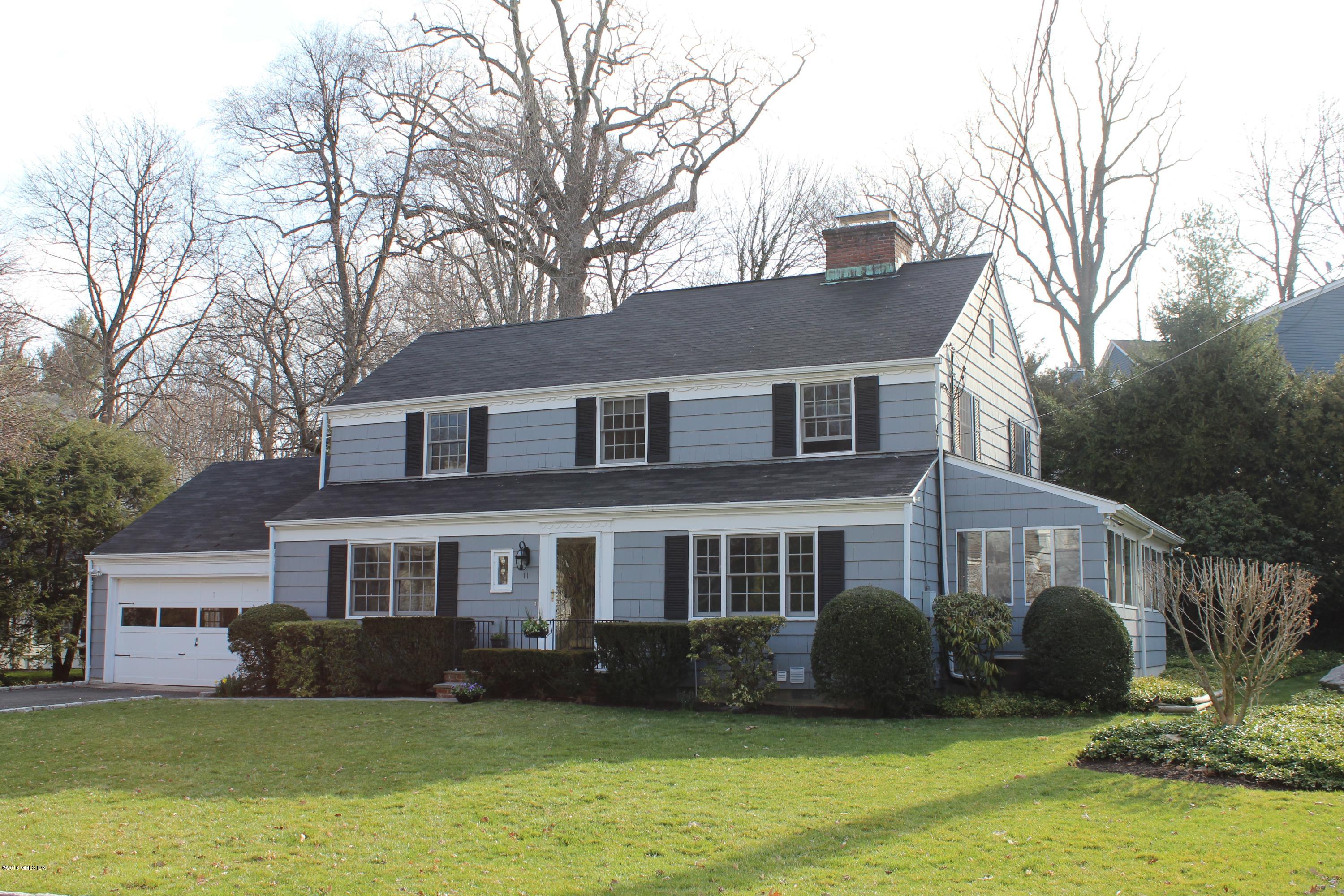 11 Hendrie Lane Riverside, CT 06878 - Photo 1 of 17 Front