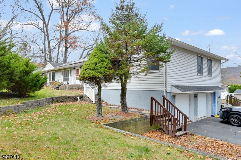 699 East Shore Road West Milford, NJ 07421 - Photo 44 of 50