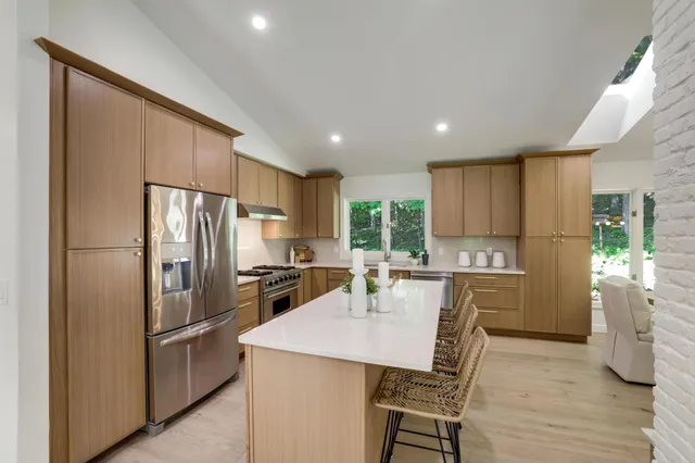 $899,999 | 745 Virginia Shores Circle, Victoria, MN 55331