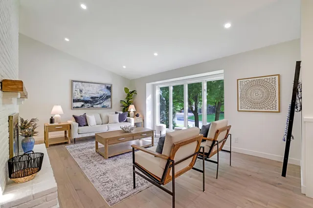 $899,999 | 745 Virginia Shores Circle, Victoria, MN 55331