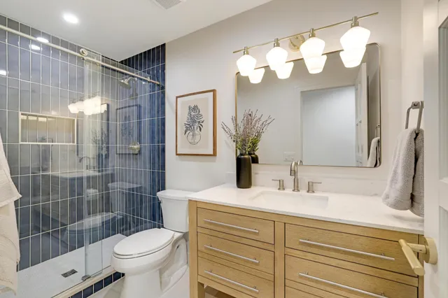 $899,999 | 745 Virginia Shores Circle, Victoria, MN 55331