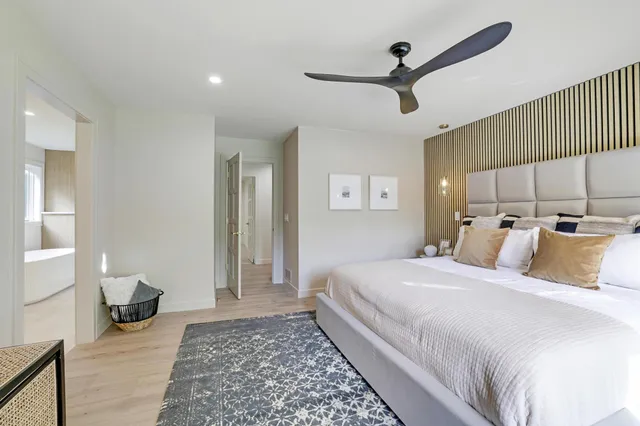 $899,999 | 745 Virginia Shores Circle, Victoria, MN 55331