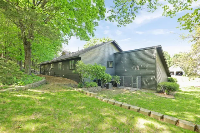 $899,999 | 745 Virginia Shores Circle, Victoria, MN 55331