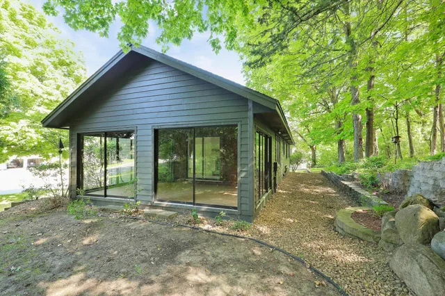 $899,999 | 745 Virginia Shores Circle, Victoria, MN 55331