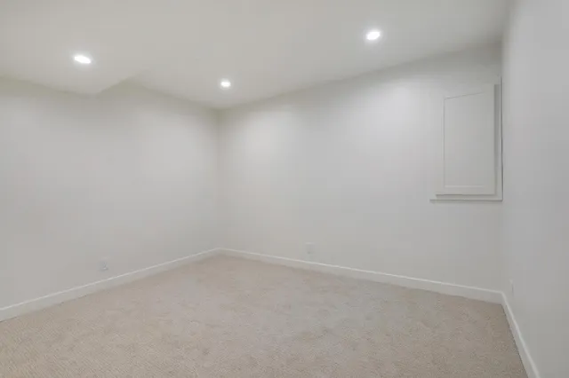 $899,999 | 745 Virginia Shores Circle, Victoria, MN 55331