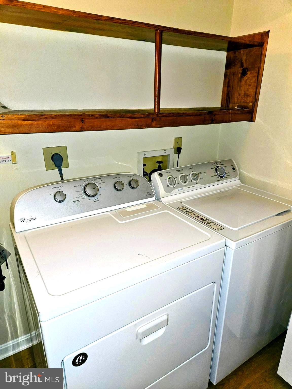 44045 Fieldstone Way California, MD 20619 - Photo 34 of 37 Laundry Closet